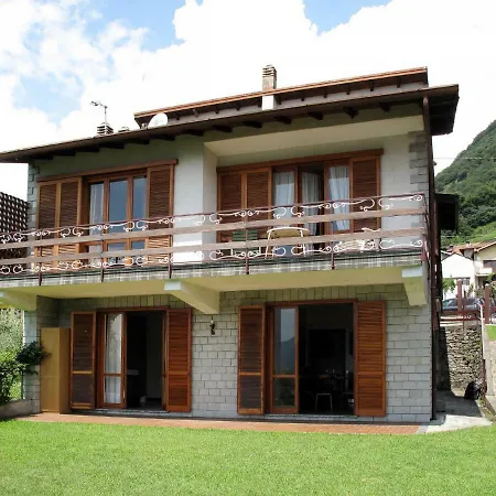 Apartment Locazione Turistica Casa Maia Domaso